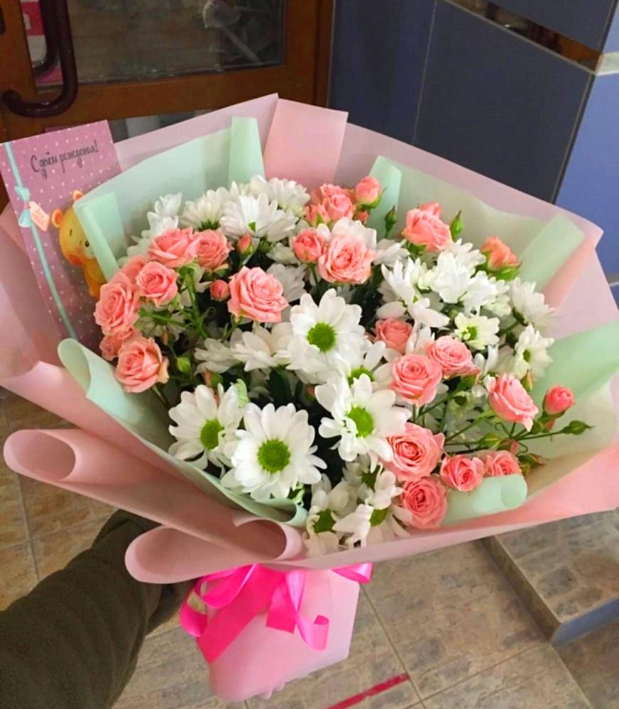 Букет цветов из: Розы и Хризантемы в Костомукше