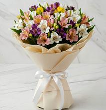 Букет цветов из:  Альстромерии в Костомукше