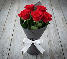 Букет 5 Красных роз Эдлесс Лав #REPLACE_PRED# Костомукше